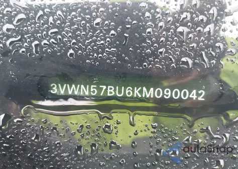 2019 Volkswagen Jetta 1.4T S z USA, uszkodzony, nr VIN 3VWN57BU6KM090042